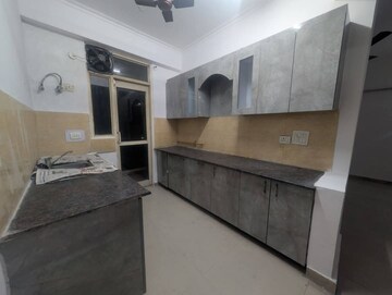 Kitchen in 3 BHK Builder Floor at RWA Apartments Sector 41, Sector 41 – for Rent