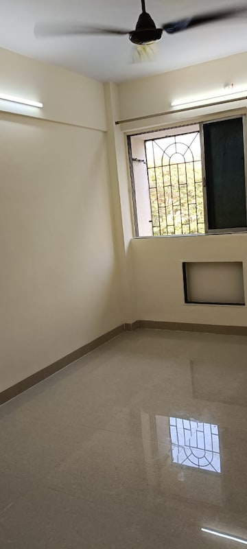 Room in 2 BHK Apartment at Kalpvrux CHS, Khanda Colony – for Rent