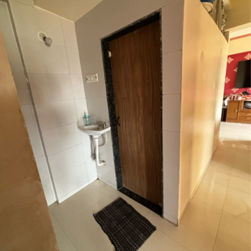 Bathroom in 2 BHK Apartment at Sahayog Nilayam, Titwala – for Sale