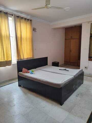 2 BHK Apartment For Rent in Sector 37