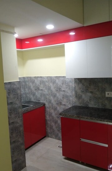 Furnished Amenities in 3 BHK Apartment at Jaypee Greens Kosmos, Sector 134 – for Rent