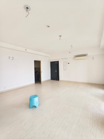 Room in 3 BHK Apartment at Emaar Gurgaon Greens, Sector 102 – for Rent
