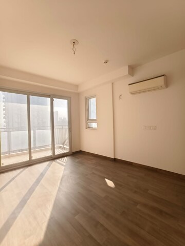 3 BHK Apartment For Rent in ROF Aalayas, Sector 102