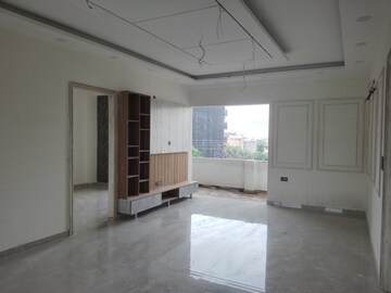 Room in 4 BHK Builder Floor at Sector 43 – for Sale