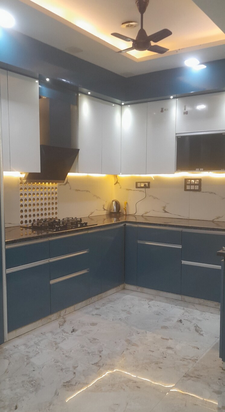 Kitchen, sector 11 3 Bedroom 222 Sq.Yd. Builder Floor In Sector 11 Faridabad 8355113