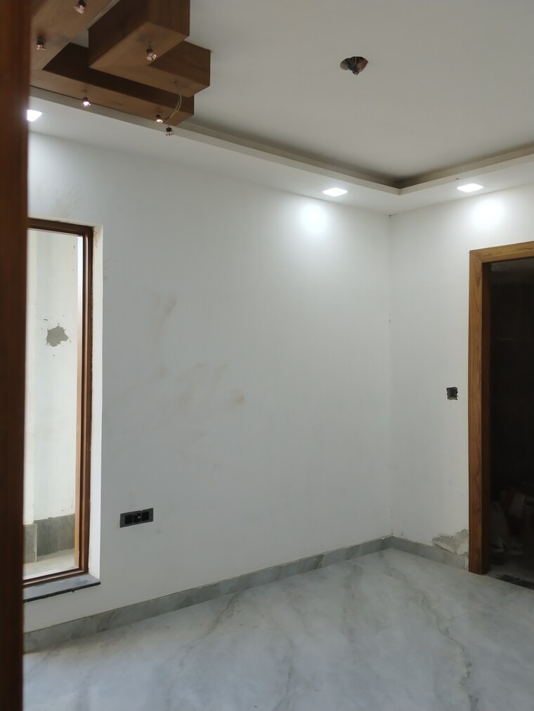 undefined, sector 43 3 Bedroom 225 Sq.Yd. Builder Floor In Sector 43 Faridabad 8355103
