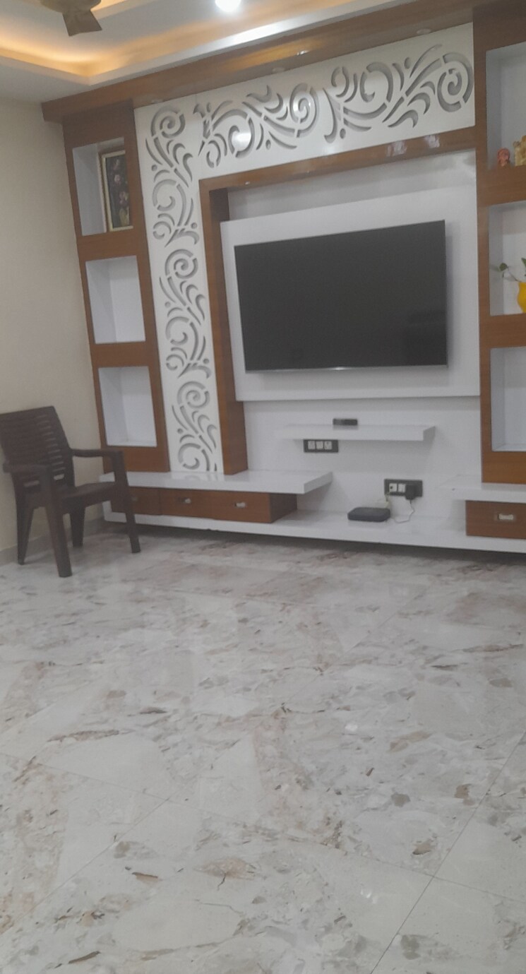 Living Room, sector 11 3 Bedroom 222 Sq.Yd. Builder Floor In Sector 11 Faridabad 8355113