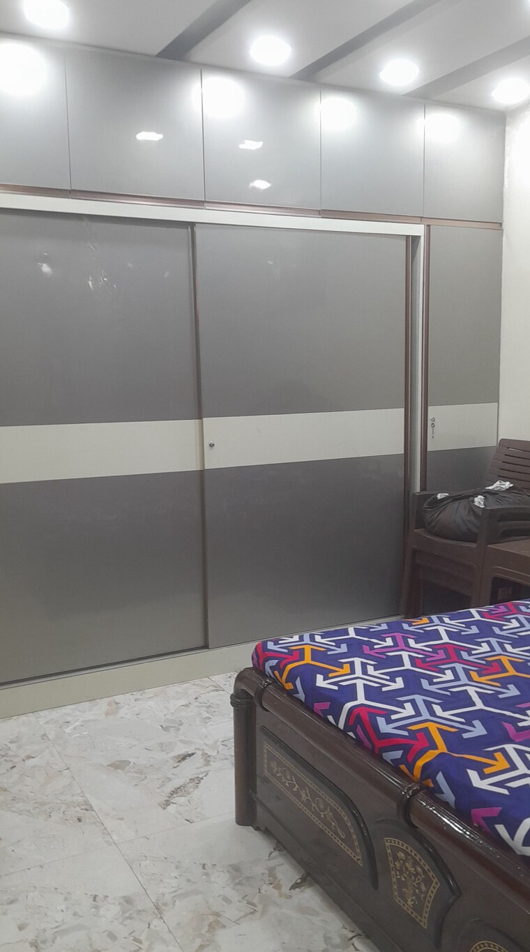 undefined, sector 11 3 Bedroom 222 Sq.Yd. Builder Floor In Sector 11 Faridabad 8355113
