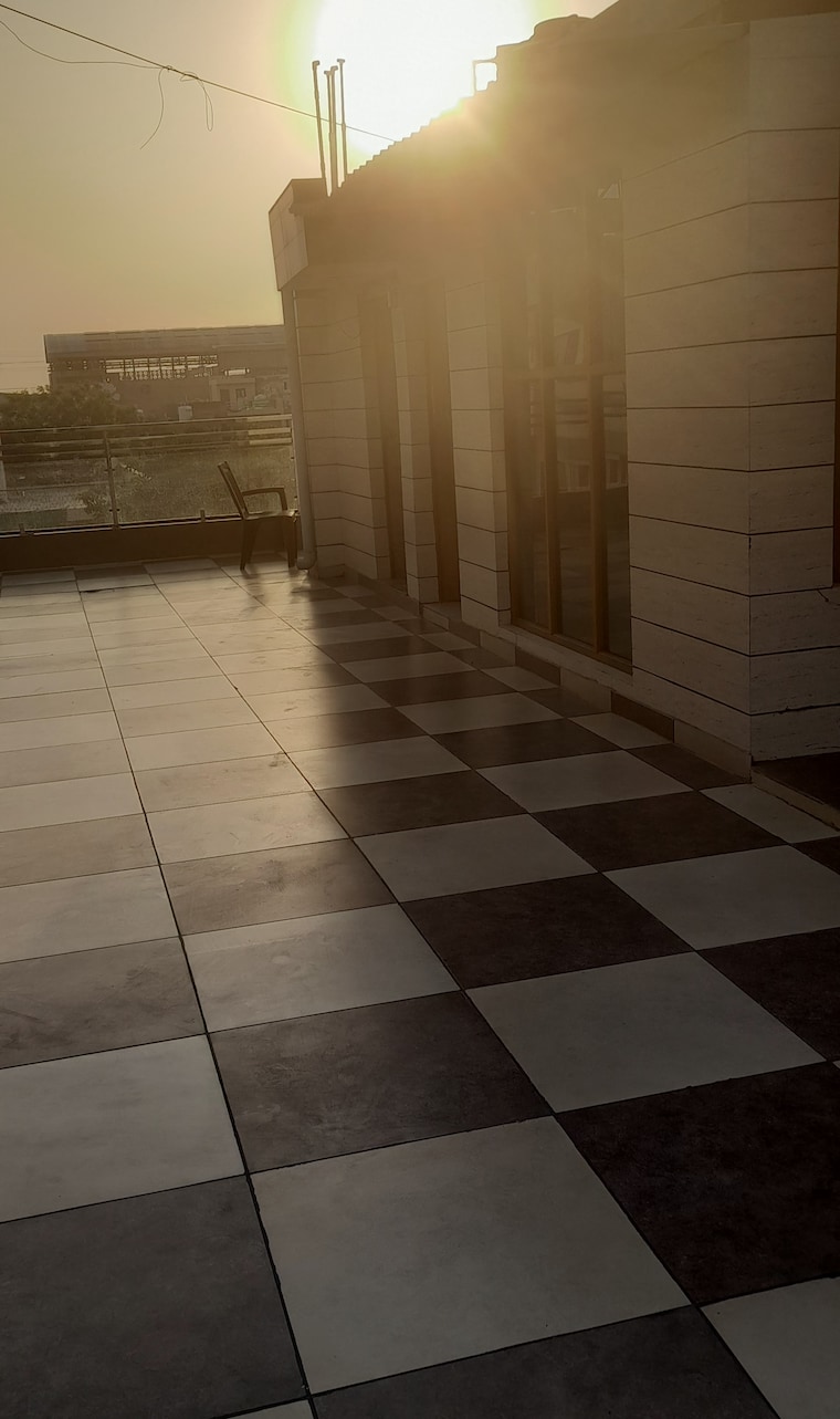  Parking, sector 11 3 Bedroom 222 Sq.Yd. Builder Floor In Sector 11 Faridabad 8355113