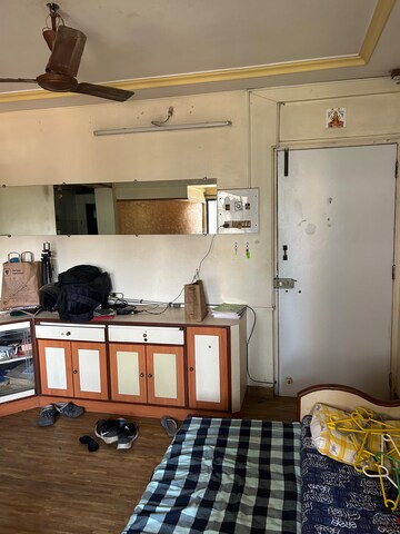 Kitchen in 1.5 BHK Apartment at Panom Park, Vile Parle East – for Rent