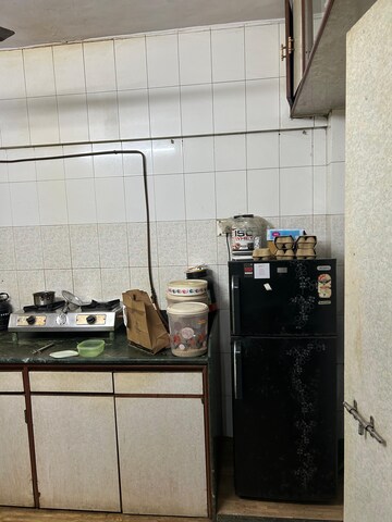 Kitchen in 1.5 BHK Apartment at Panom Park, Vile Parle East – for Rent