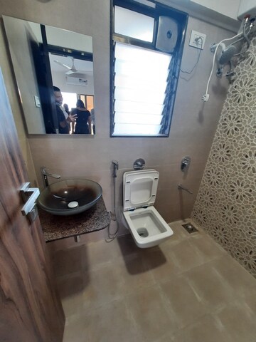 Master Bedroom in 2 BHK Apartment at Platinum Prive, Andheri West – for Rent