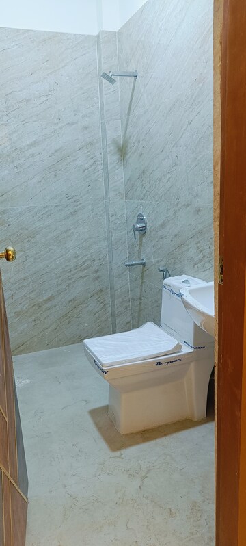 Bathroom in 3 BHK Villa at Arsha Madhav Greens, Gomti Nagar – for Sale