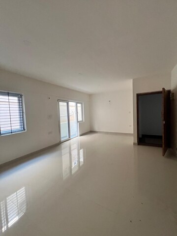 Room in 2.5 BHK Builder Floor at Thyagaraya Nagar – for Sale