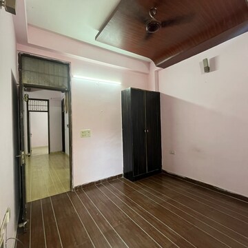 Room in 2 BHK Builder Floor at Kshitij Complex Vaishali, Vaishali Sector 3 – for Rent