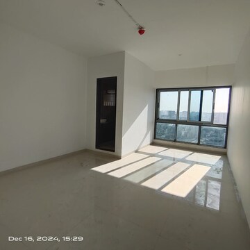 Room in  Office Space at Ghatkopar West – for Rent