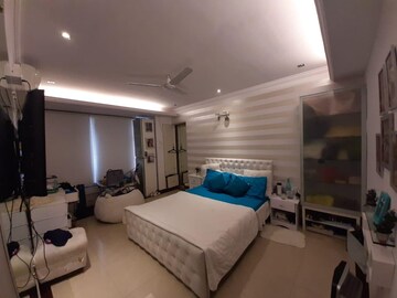 Bedroom in 3 BHK Apartment at Ajmera Beverly Hills and Royal Empire, Andheri West – for Rent