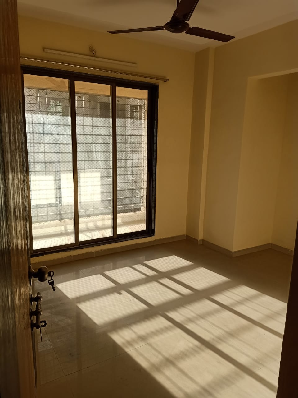 2 BHK Apartment For Sale in Surya Darshan CHS Bhayander