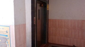 Lift in 2 BHK Apartment at Anmol Plaza, Kharghar – for Sale
