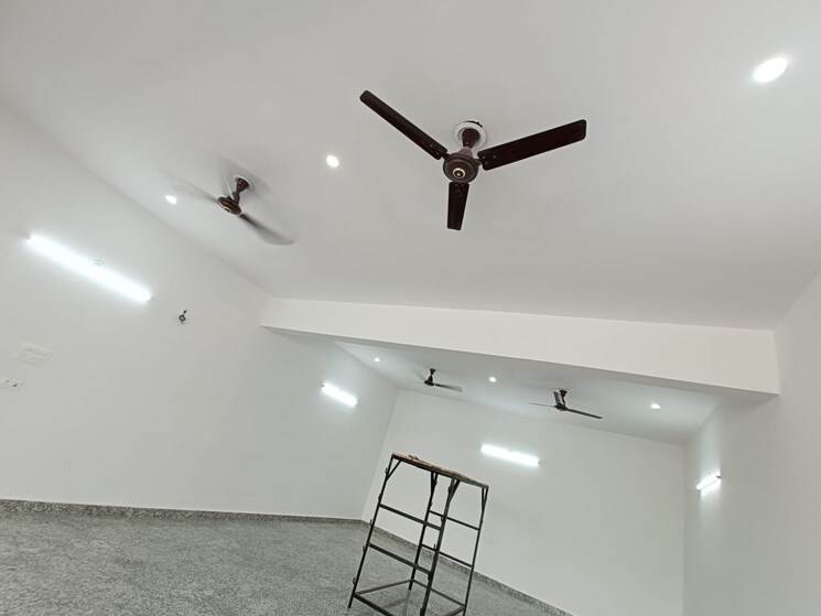 undefined, civil lines Commercial Office Space 2500 Sq.Ft. In Civil Lines Allahabad 8355294