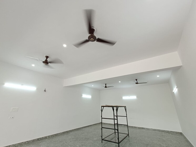 undefined, civil lines Commercial Office Space 2500 Sq.Ft. In Civil Lines Allahabad 8355294