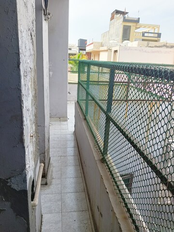 Balcony in 2 BHK Independent House at RWA Apartments Sector 61, Sector 61 – for Rent