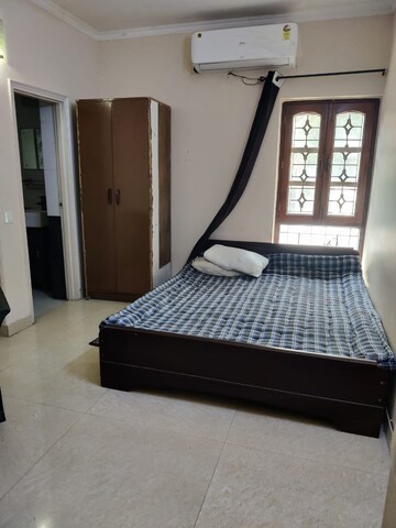 Bedroom in 3 BHK Villa at Sector 36 – for Rent