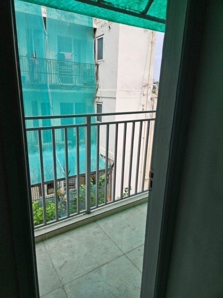 Balcony, maharani bagh 4 Bedroom 1100 Sq.Ft. Independent House In Maharani Bagh Delhi 8355388