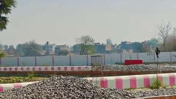  Plot – Exterior View View at Kanpur Road - for Sale