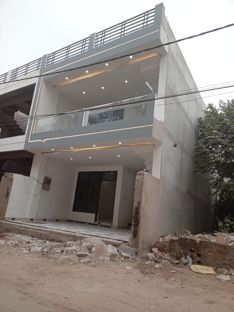 Cover Image, kamta 5 Bedroom 1250 Sq.Ft. Independent House In Kamta Lucknow 8355424