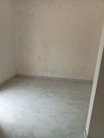 Room in 5 BHK Independent House at Kamta – for Sale