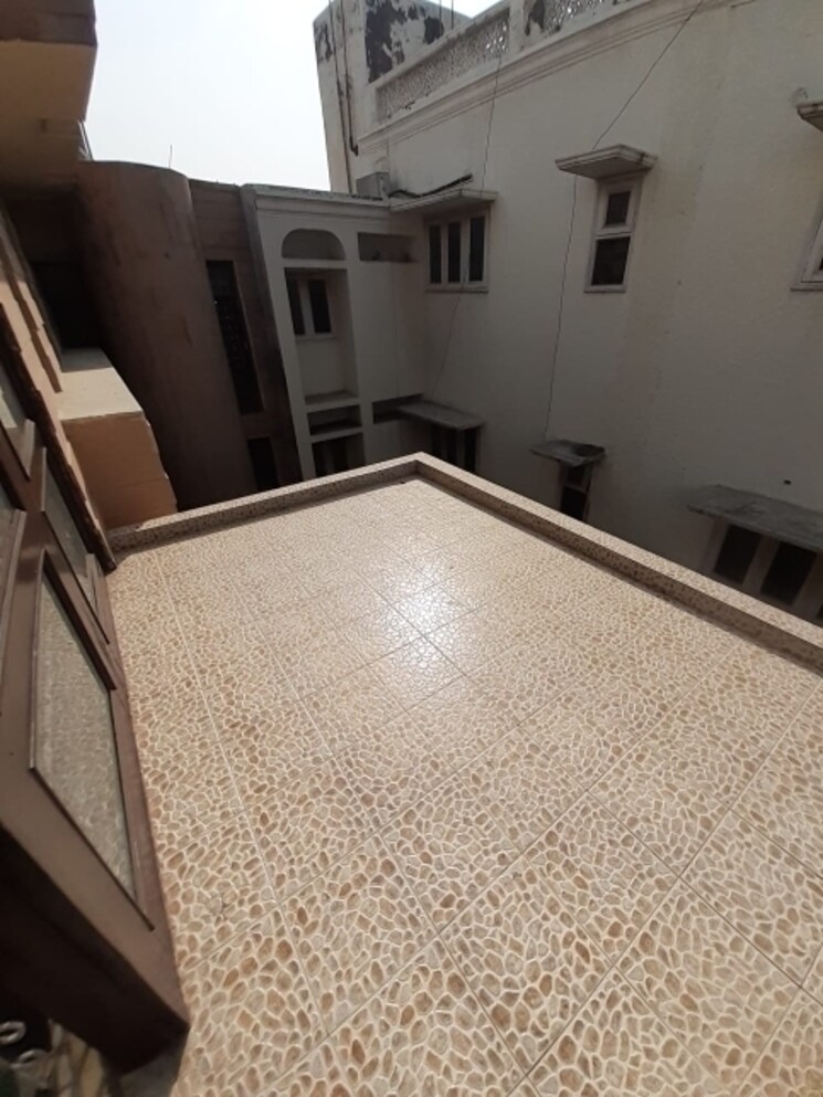 Kitchen, maharani bagh 5 Bedroom 1800 Sq.Ft. Independent House In Maharani Bagh Delhi 8355426