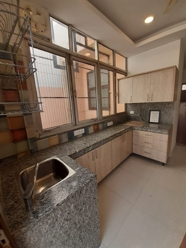 Kitchen, maharani bagh 5 Bedroom 1800 Sq.Ft. Independent House In Maharani Bagh Delhi 8355426
