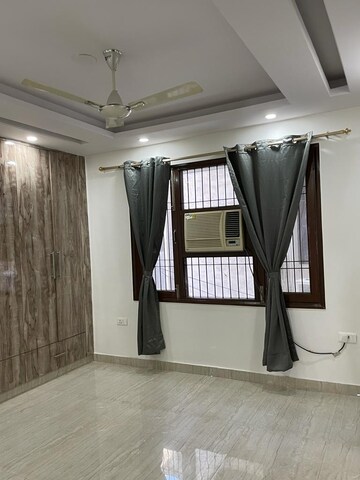 Living Room in 3 BHK Builder Floor at Hauz Khas – for Rent