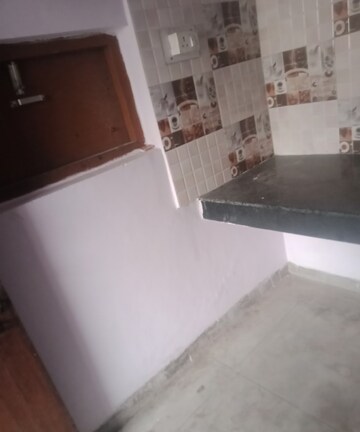 Kitchen in 2 BHK Independent House at Aliganj – for Rent