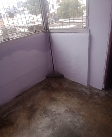 Room in 2 BHK Independent House at Aliganj – for Rent
