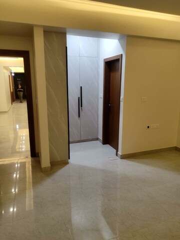 Room in 3 BHK Apartment at ATS Le Grandiose, Sector 150 – for Rent