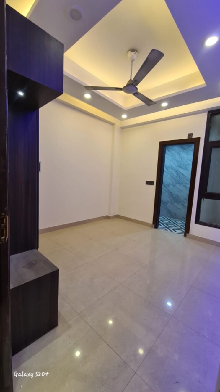 Room, vasundhara sector 3 3 Bedroom 115 Sq.Mt. Builder Floor In Vasundhara Sector 3 Ghaziabad 8355660