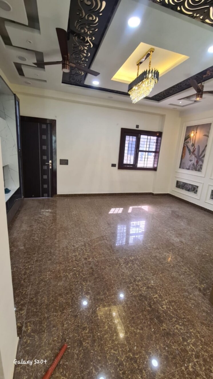 Room, vasundhara sector 3 3 Bedroom 115 Sq.Mt. Builder Floor In Vasundhara Sector 3 Ghaziabad 8355660