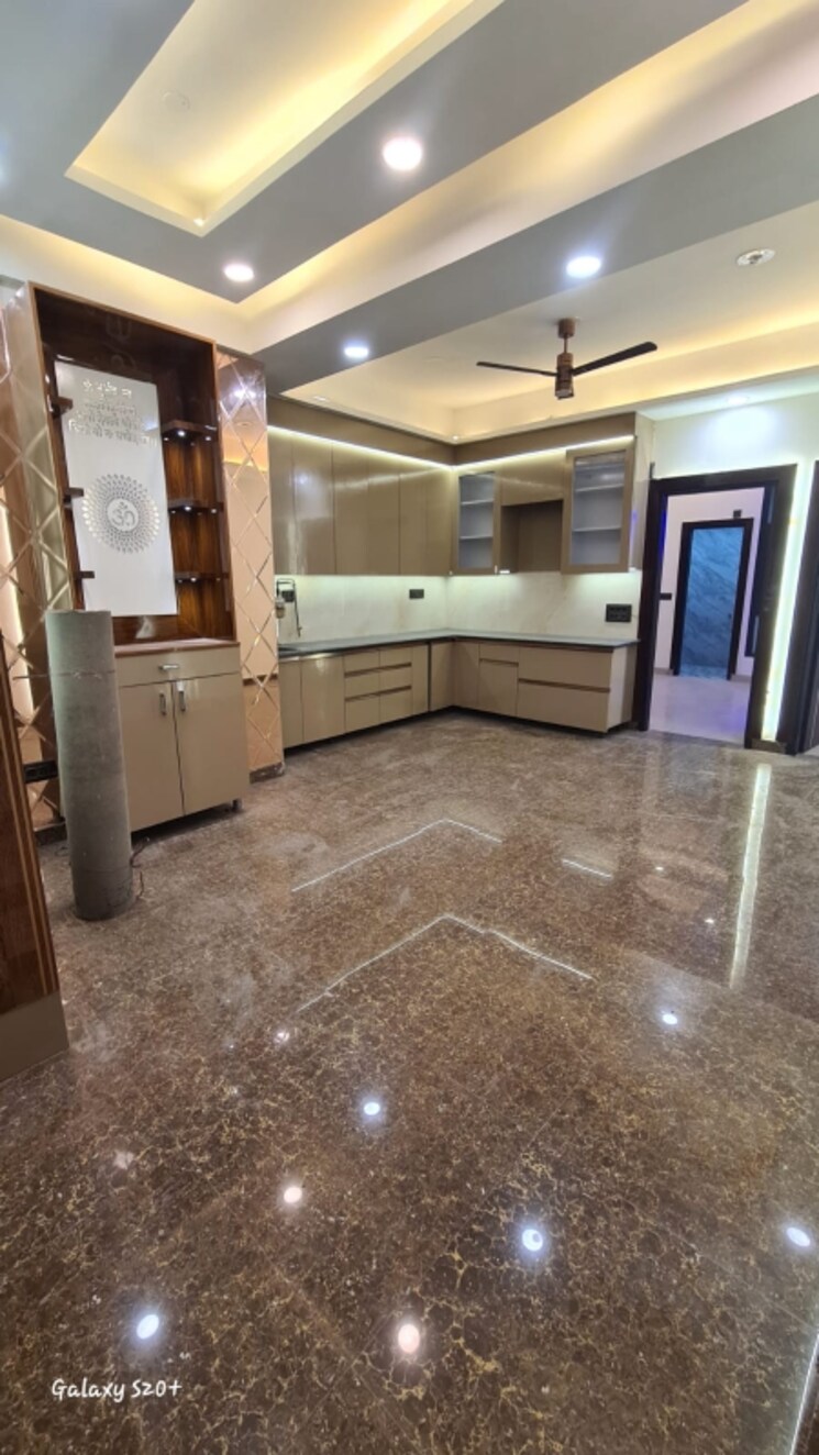  Parking, vasundhara sector 3 3 Bedroom 115 Sq.Mt. Builder Floor In Vasundhara Sector 3 Ghaziabad 8355660