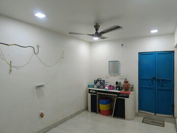 Furnished Amenities in 1 BHK Builder Floor at Khirki Extension – for Rent