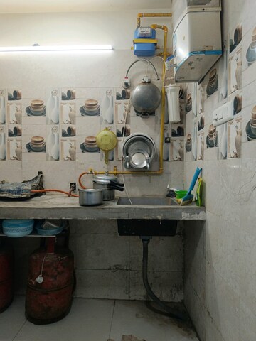 Master Bedroom in 1 BHK Builder Floor at Khirki Extension – for Rent