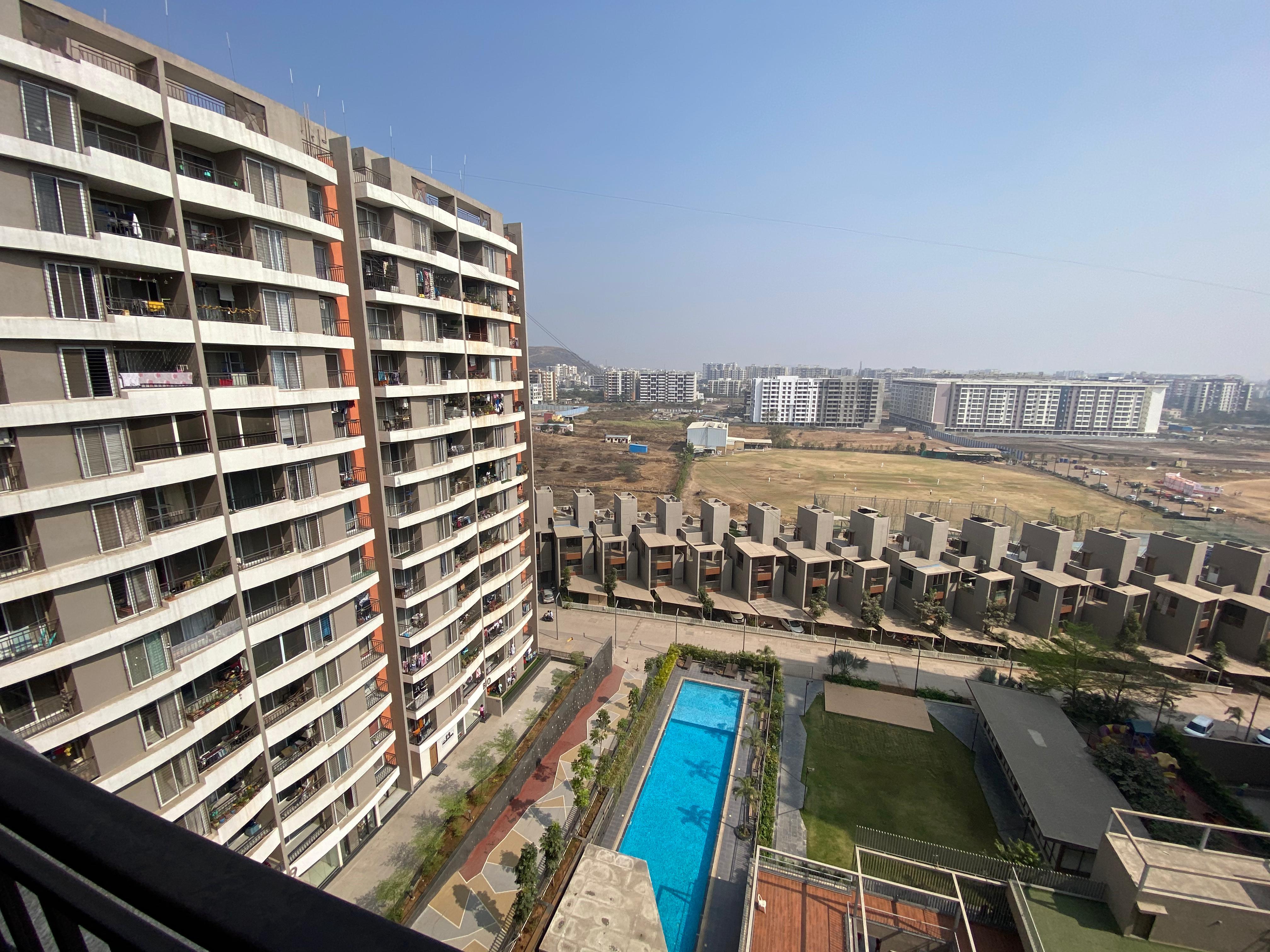 3 BHK Apartment For Sale in Mantra Montana Phase 6