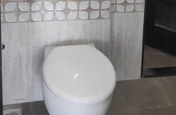 Bathroom in  Pg at Andheri East – for Rent
