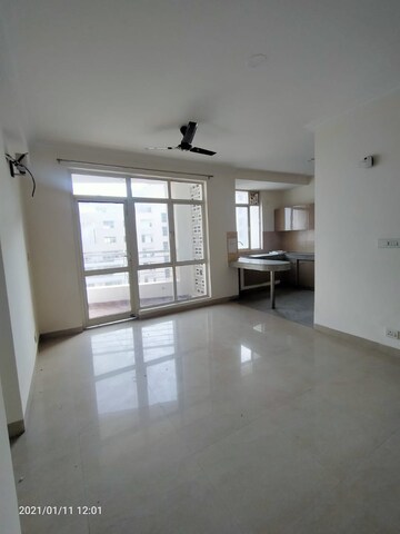 Room in 3 BHK Apartment at Raheja Vedaanta, Sector 108 – for Rent