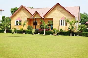  Plot – Garden View at Sector 151 - for Sale