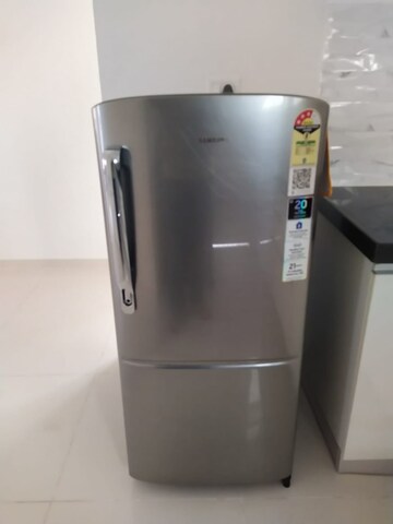 Furnished Amenities in 2 BHK Apartment at Amanora Gold Towers, Amanora Park Town – for Rent