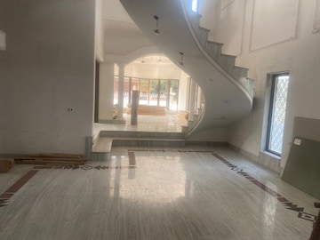 Living Room in 4 BHK Villa at Rajender Nagar – for Sale