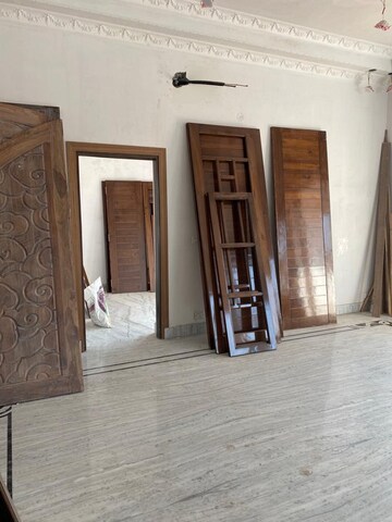 Living Room in 4 BHK Villa at Rajender Nagar – for Sale