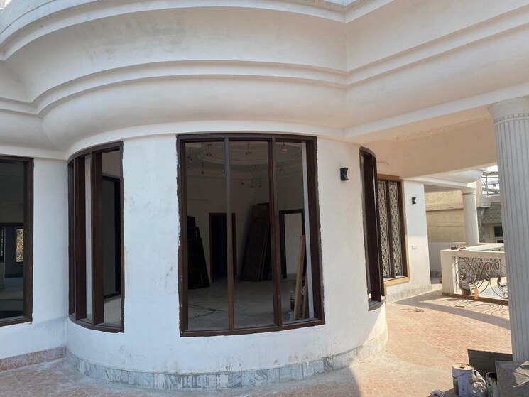 undefined, rajender nagar 4 Bedroom 465 Sq.Yd. Villa In Rajender Nagar Dehradun 8355744